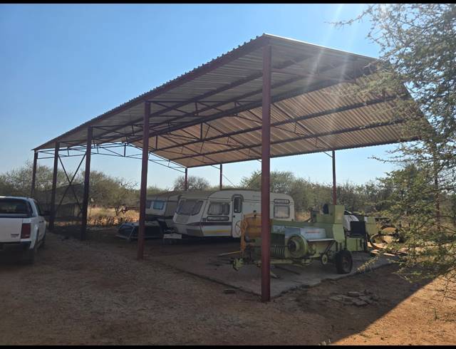 43HA FARM FOR SALE IN MOPANE